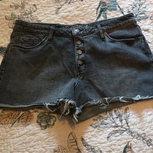 Women's Black Button Fly Denim Short Shorts, Mid-rise, 12
